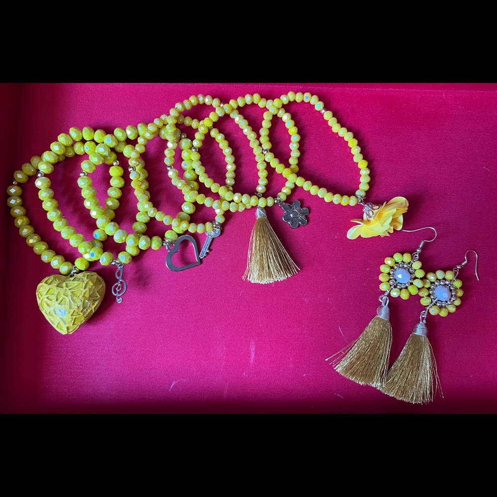 New Semanario & Earrings Set